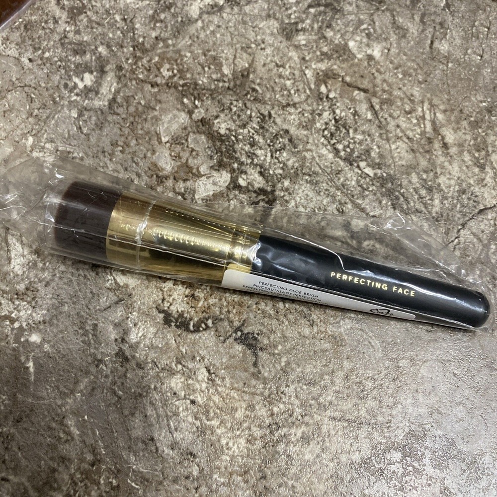 bareMinerals Perfecting Face Brush #77689 New and Rare